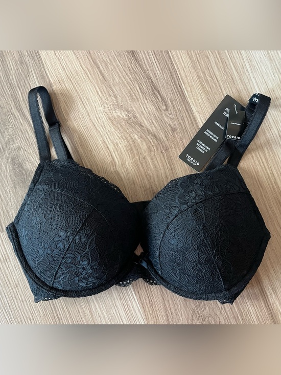 torrid Other - Torrid Curve Black Lace Push-Up Plunge Bra 38DD NWT